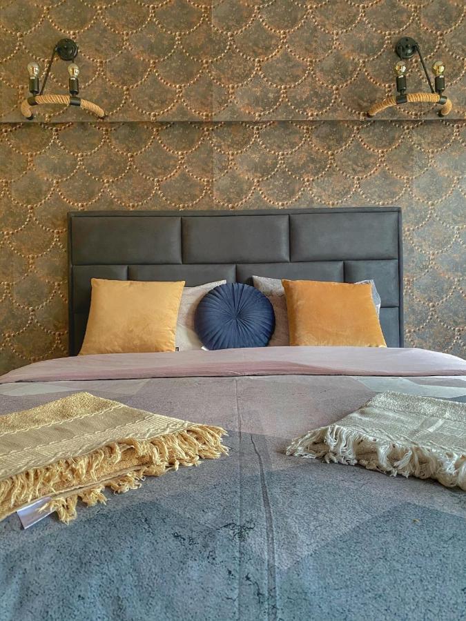 Stylish Urban Apart New 2021 Close To The Beach 바르나 외부 사진